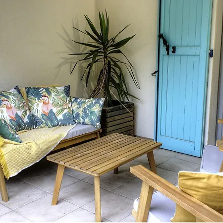 Holiday home La Rose & Le Loup *